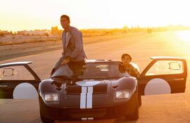 Christian Bale y Noah Jupe como Ken Miles y su hijo Peter en "Contra lo imposible".