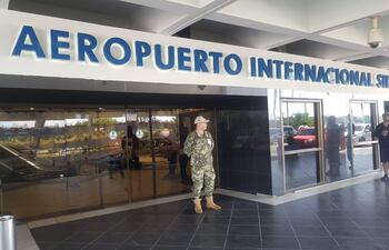 Agentes militares en el Silvio Pettirossi