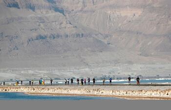 maraton-del-mar-muerto-122300000000-1800259.JPG