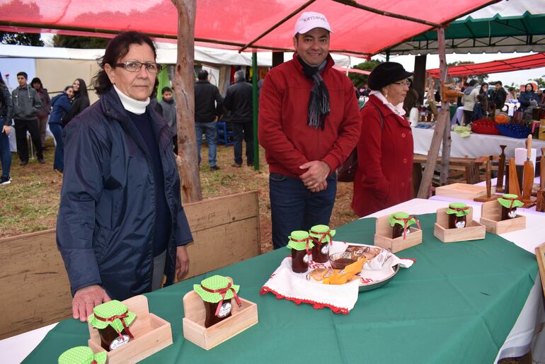 Los tomateros exhibieron sus productos.