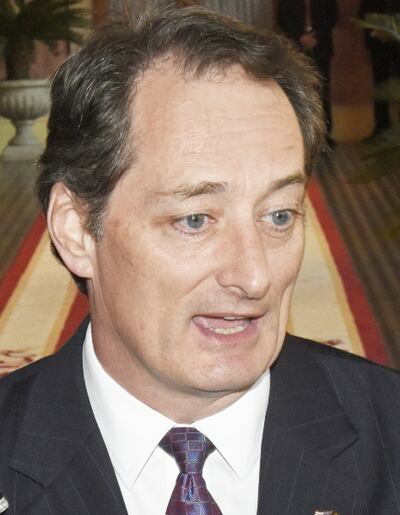 Lee McClenny, embajador de los Estados Unidos de América, escribió en su cuenta de Twitter sobre la corrupción en el país.