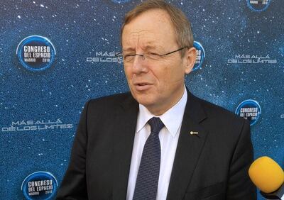 El director de la Agencia Espacial Europea (ESA), Jan Wörner, señala en una entrevista con Efe que está convencido de que el ser humano viajará a Marte porque "la curiosidad está en nuestro ADN", pero espera que no sea resultado de "no haber cuidado lo suficiente nuestro planeta".