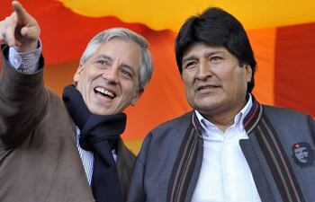 el-presidente-evo-morales-d-buscara-nuevamente-la-reeleccion-presidencial-aqui-con-su-vicepresiden-te-lvaro-garcia-linera-afp-204721000000-548944.jpg