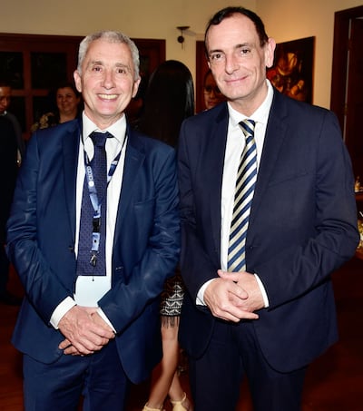 Dr. Patrick Riba y Dominique Scobry.