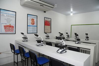 La Universidad Autónoma San Sebastián este año recibe a sus alumnos con nuevos laboratorios, aulas y biblioteca renovada.