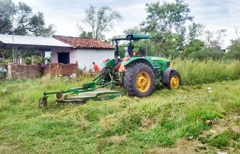 Varios municipios de Central están comunicando a los ciudadanos que aplicarán multas si no limpian sus baldíos.