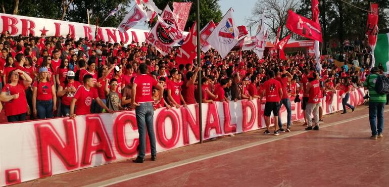 Unos 4.000 jóvenes participaban del evento en la tarde del viernes.