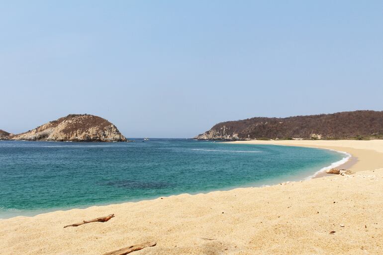 Oaxaca ofrece playas maravillosas, como por ejemplo la de la Bahía El Órgano.