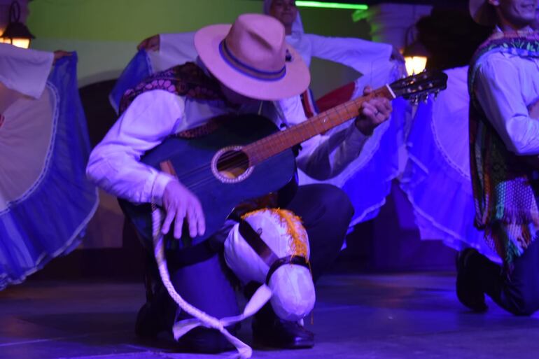 Festival de Danzas en Ypacaraí en su 47º edición