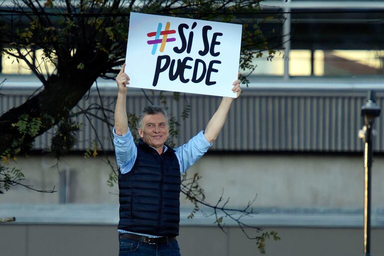 Fotografía de archivo del 28 de septiembre de 2019 muestra al presidente Mauricio Macri, candidato a la reelección por Juntos por el Cambio, durante un acto de campaña en la ciudad de Buenos Aires (Argentina).