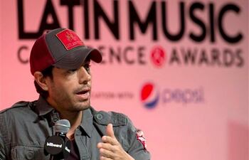 enrique-iglesias-y-grammy-latino-podran-becar-a-un-paraguayo-155317000000-1306824.jpg