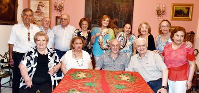 La promoción 1959 del Colegio Dante Alighieri festejó los 60 años de egreso con una cena en la residencia del Dr. Raúl Tuma. Estuvieron: Marta Rabade, Leonor Rodríguez, Julio Alfonsi, Susana Abente, Elva Rosa Prous, Emma Carrón, Olga Volta, Igor Selzer, entre otros.