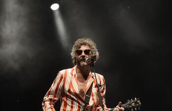 el-tour-de-los-treinta-anos-del-album-giros-llegara-el-domingo-al-pais-el-cantante-argentino-fito-paez-actuara-en-la-conmebol-y-no-en-el-yacht-como-215519000000-1521800.jpg