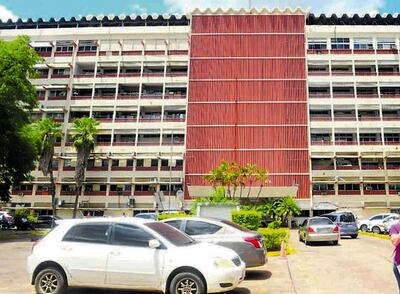 El plan del IPS de aumentar a 65 años la edad para jubilarse queda postergado, a fin de mejorar la “socialización”.