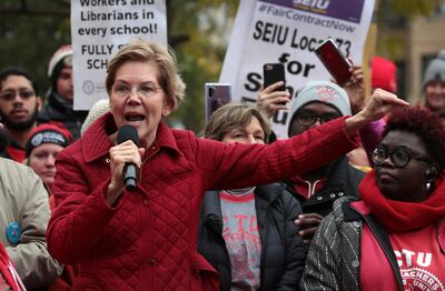 La senadora y precandidata demócrata Elizabeth Warren durante un acto en  Chicago.