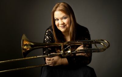 La trombonista Fátima Abramo se encuentra en Santa Fe, Argentina, para acompañar la interpretación de su arreglo ganador para  “Violentango”. Una orquesta de más de un centenar de músicos será la encargada de la ejecución.