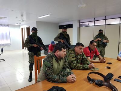 Estos son tres de los uniformados detenidos como sospechosos de favorecer a narcotraficantes.