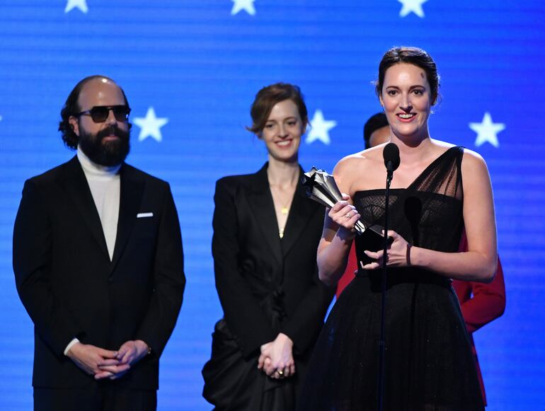 Phoebe Waller-Bridge, creadora y protagonista de "Fleabag", agradece el premio a Mejor Comedia.