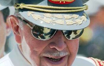 augusto-pinochet-exdictador-chileno-archivo-210042000000-601307.jpg