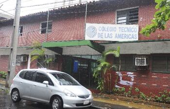 el-colegio-tecnico-de-las-americas-podra-funcionar-en-su-local-de-la-calle-federacion-rusa-hasta-noviembre--200550000000-524689.jpg