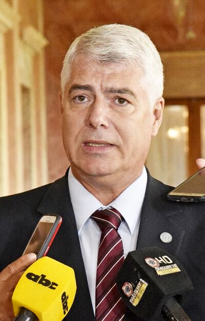 Arnoldo Wiens, ministro de Obras Públicas.