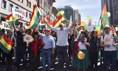 El expresidente Carlos Mesa es el candidato opositor que podría vencer a Evo Morales en las presidenciales de octubre.