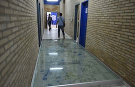 el-plra-coloco-un-cofre-de-vidrio-donde-quedo-la-sangre-seca-del-dirigente-asesinado-rodrigo-quintana--220028000000-1575980.jpg
