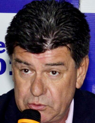 Efraín Alegre, titular del PLRA, informó ayer que su partido promueve el juicio político a Abdo Benítez y a Velázquez.