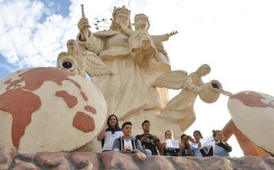 /pf/resources/images/abc-placeholder.png?d=2394