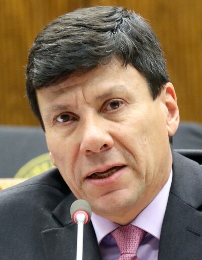 Walter Harms (ANR, cartista), autor del proyecto de pensión graciable para el exfutbolista “Romerito”.