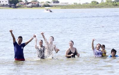 “Asunción debe tener una playa como  Encarnación”, reclaman algunos bañistas y exigen que las  autoridades hagan algo.
