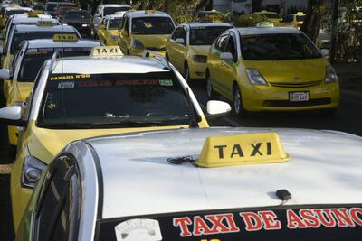 enjambre amarillo - taxis