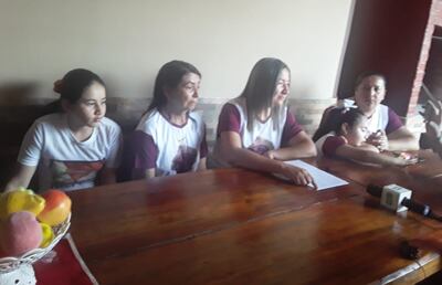 Las hijas y esposa del ganadero Félix Urbieta, quien lleva más de tres años secuestrado por el “Ejército del Mariscal López” leyeron una carta ayer ante la prensa por su 70° cumpleaños.