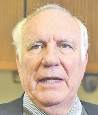 Miguel Abdón Saguier, exsenador del PLRA, criticó la postura de los diputados que “salvaron” a tres de sus colegas.