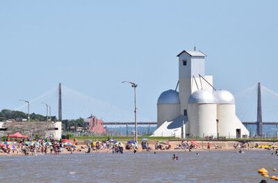 Música y magia, en la playa San José de Encarnación