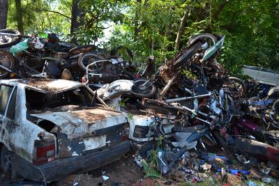 Criaderos de mosquitos transmisores del dengue.