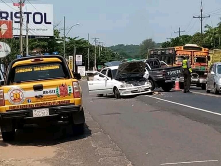 Uno de los accidentes involucró a una camioneta y un coche.