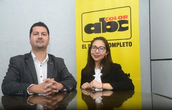 el-oboista-jose-luis-urquieta-y-la-pianista-victoria-vial-hablaron-acerca-de-su-propuesta-musical-que-compartiran-hoy-con-los-alumnos-del-ima--81556000000-1835019.JPG