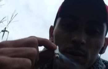 Fotografía de quién sería Javier Alarcón Caballero, el joven fugado de un refiugio de cuarentena en Ciudad del Este.