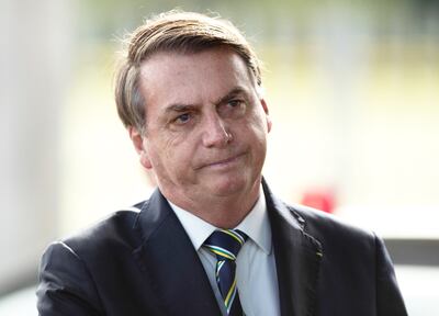 El Presidente de Brasil, Jair Bolsonaro,    calificó de “crimen” la imposición de medidas restrictivas y había pedido públicamente a los brasileños que vuelvan a sus puestos de trabajo, contrariando recomendaciones de la OMS.