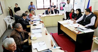 Armando Gómez fue salvado por los ediles  Lorenzo Mendieta (PLRA), Luis Paciello (FG) y los colorados Guido González, Adolfo Lezcano, Víctor Silvera, Fernando Báez y Santiago Maldonado.