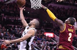 spurs-112113000000-1420641.JPG