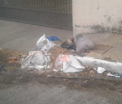 Basura en plena calle.