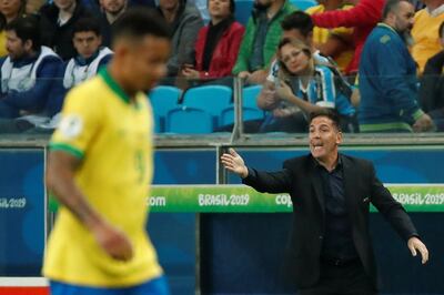 Eduardo Berizzo durante el partido de Paraguay ante Brasil.