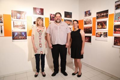 Estefanía Cáceres, Ricardo Benítez y María Irma Betzel, ganadores de la edición anterior.