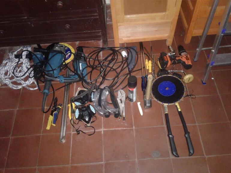 Intento de robo a Visión Banco de Carapeguá.