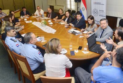 La Mesa Interinstitucional de Protección a Periodistas se reunió ayer luego de que los principales gremios reclamaran acciones.