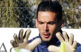 arnaldo-gimenez-sera-el-arquero-titular-albo--232516000000-1476325.jpg