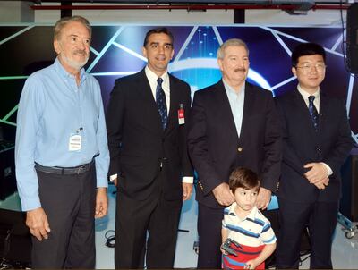 Luis Frutos, Pablo Pascuali, Miguel Carrizosa, Mateo Carrizosa y Kris Wang.