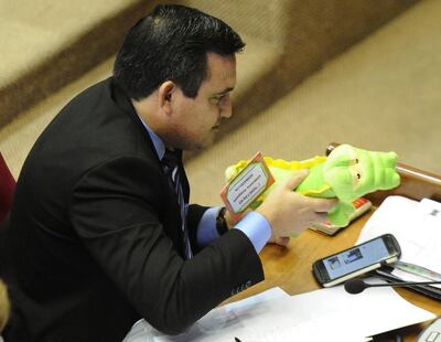 /pf/resources/images/abc-placeholder.png?d=2394